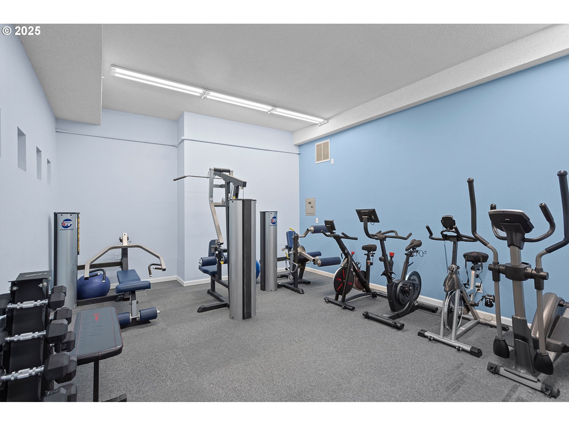 311 Northeast 85th Street, Unit R Vancouver, WA 98665 - Photo 27 of 34 a view of a room with gym equipment