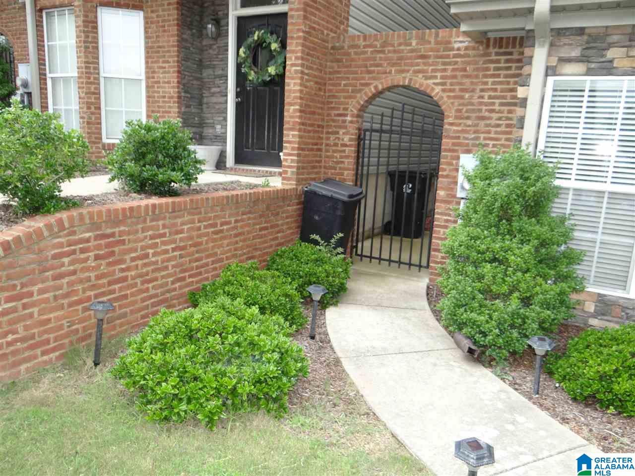 300 Calloway Lane Pelham, AL 35124 - Photo 2 of 15