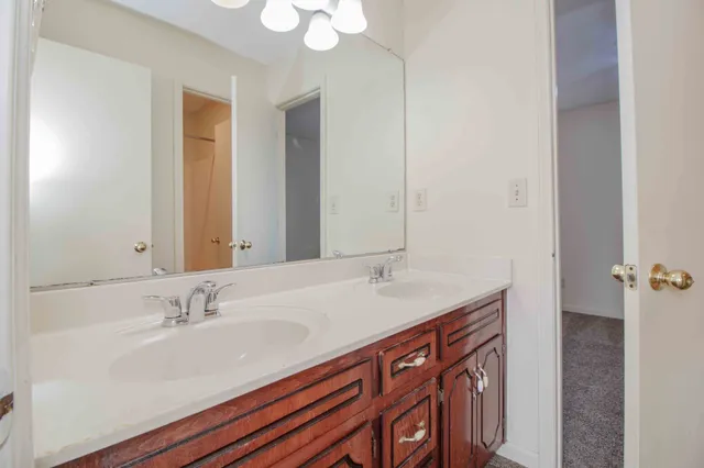 $545,000 | 2000 Tynewood Drive, Clarksville, TN 37042