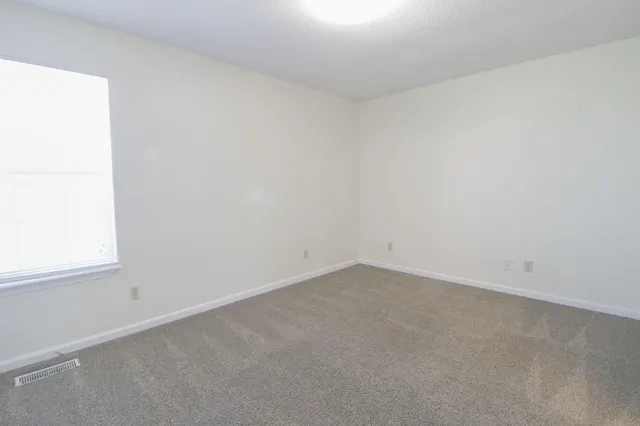 $545,000 | 2000 Tynewood Drive, Clarksville, TN 37042