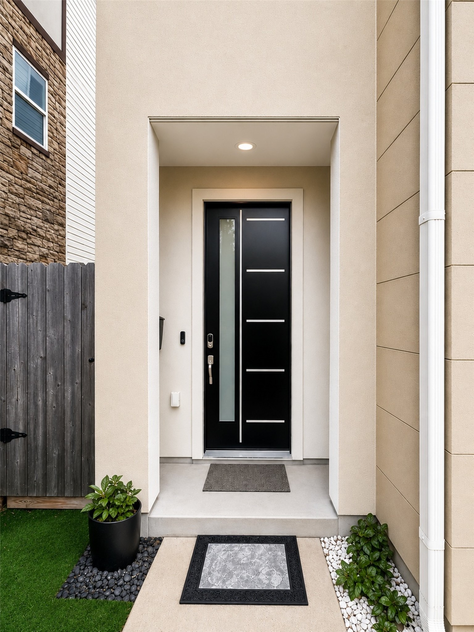 4106 Marina Street Houston, TX 77007 - Photo 2 of 9