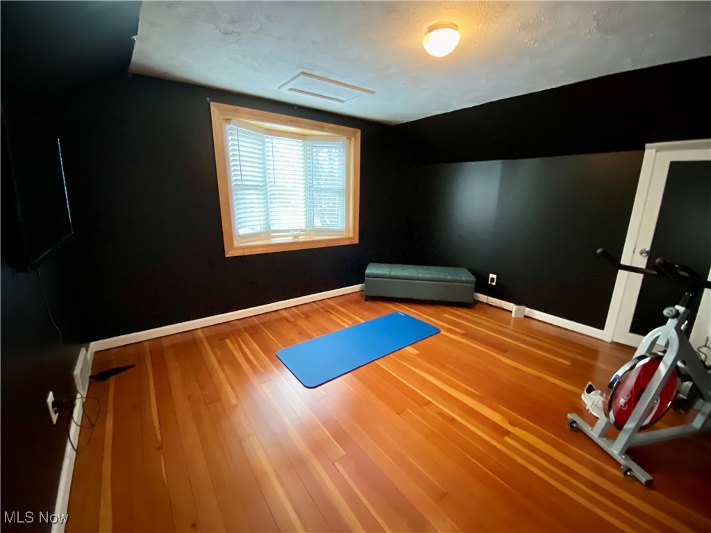 39004 Johnnycake Ridge Road Willoughby, OH 44094 - Photo 13 of 16 Gallery Image 13