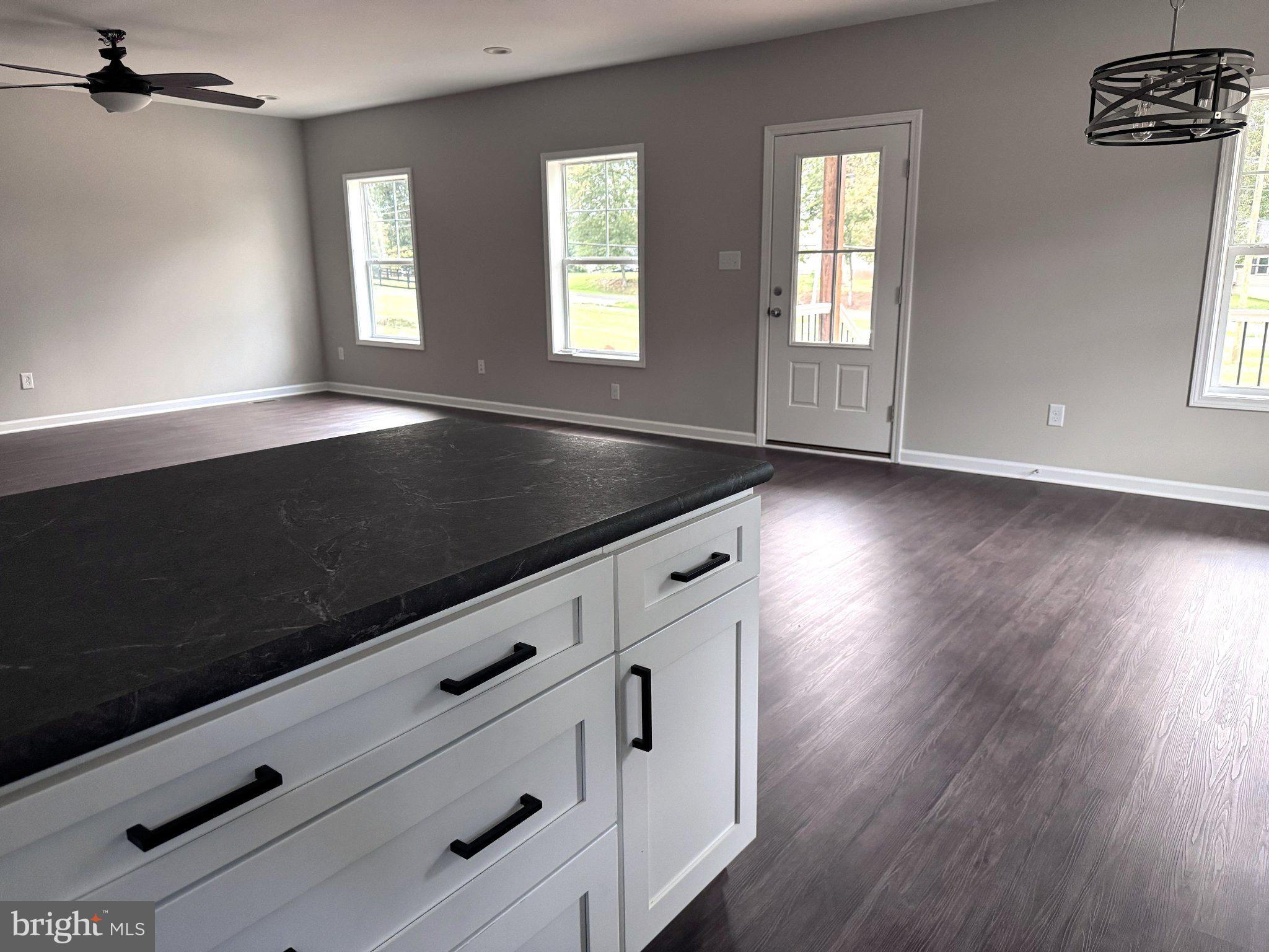9261 Old Turnpike Road Culpeper, VA 22701 - Photo 11 of 23 Gallery Image 11