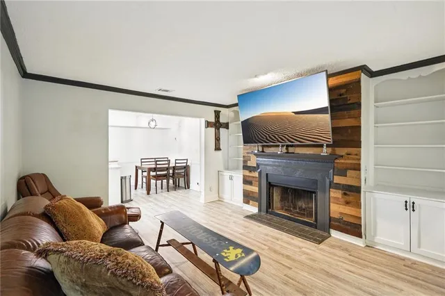 $225,000 | 2071 Brian Way, Decatur, GA 30033