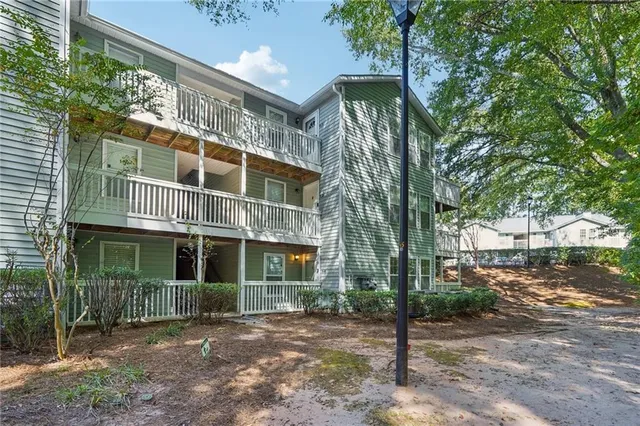 $225,000 | 2071 Brian Way, Decatur, GA 30033