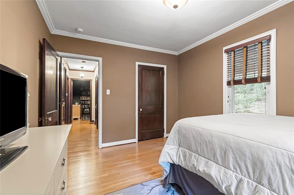 133 Spring Grove Road Pittsburgh, PA 15235 - Photo 13 of 22 Gallery Image 13
