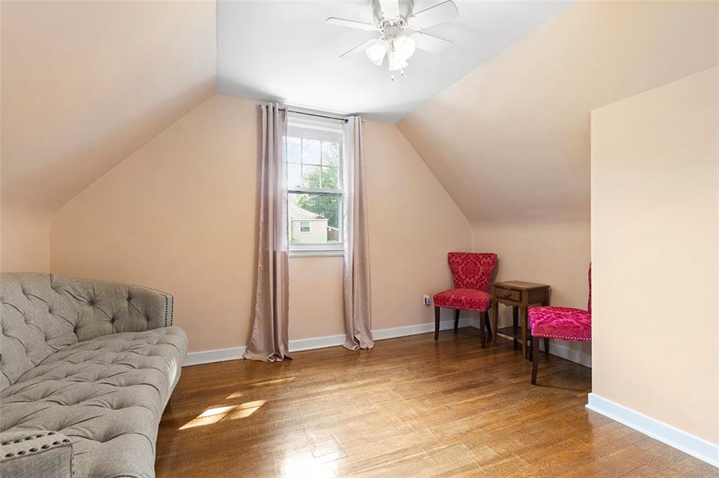 133 Spring Grove Road Pittsburgh, PA 15235 - Photo 16 of 22 Gallery Image 16
