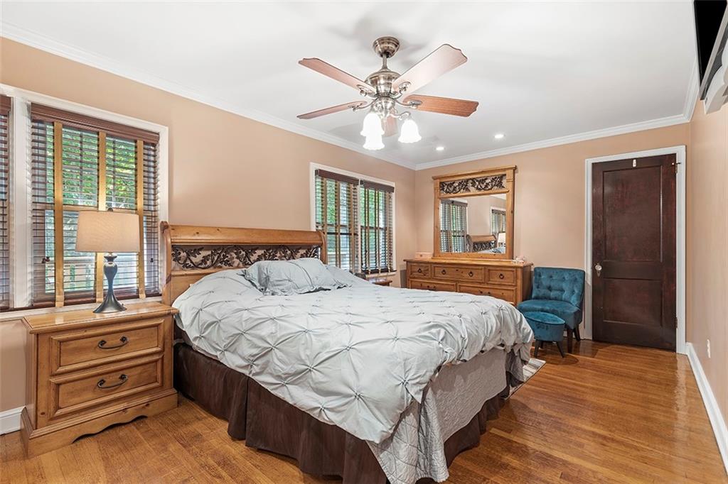 133 Spring Grove Road Pittsburgh, PA 15235 - Photo 18 of 22 Gallery Image 18