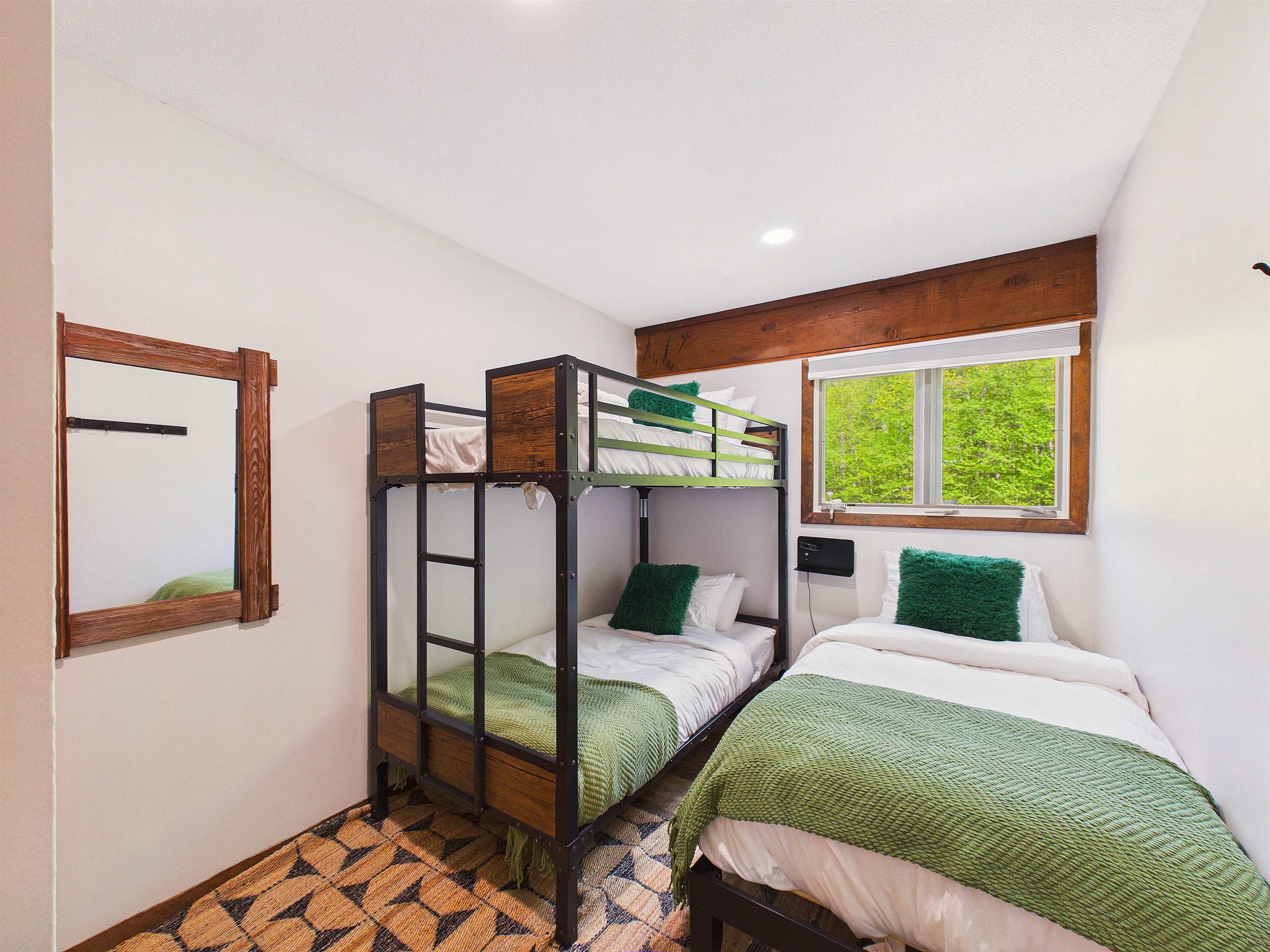 774 East Mountain Road, Unit E6 Killington, VT 05751 - Photo 25 of 46