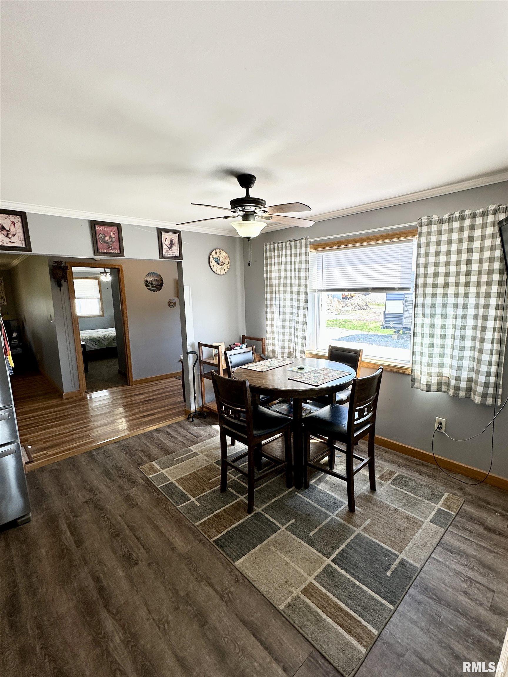 938 Cylinder Head Road Chapin, IL 62628 - Photo 11 of 46