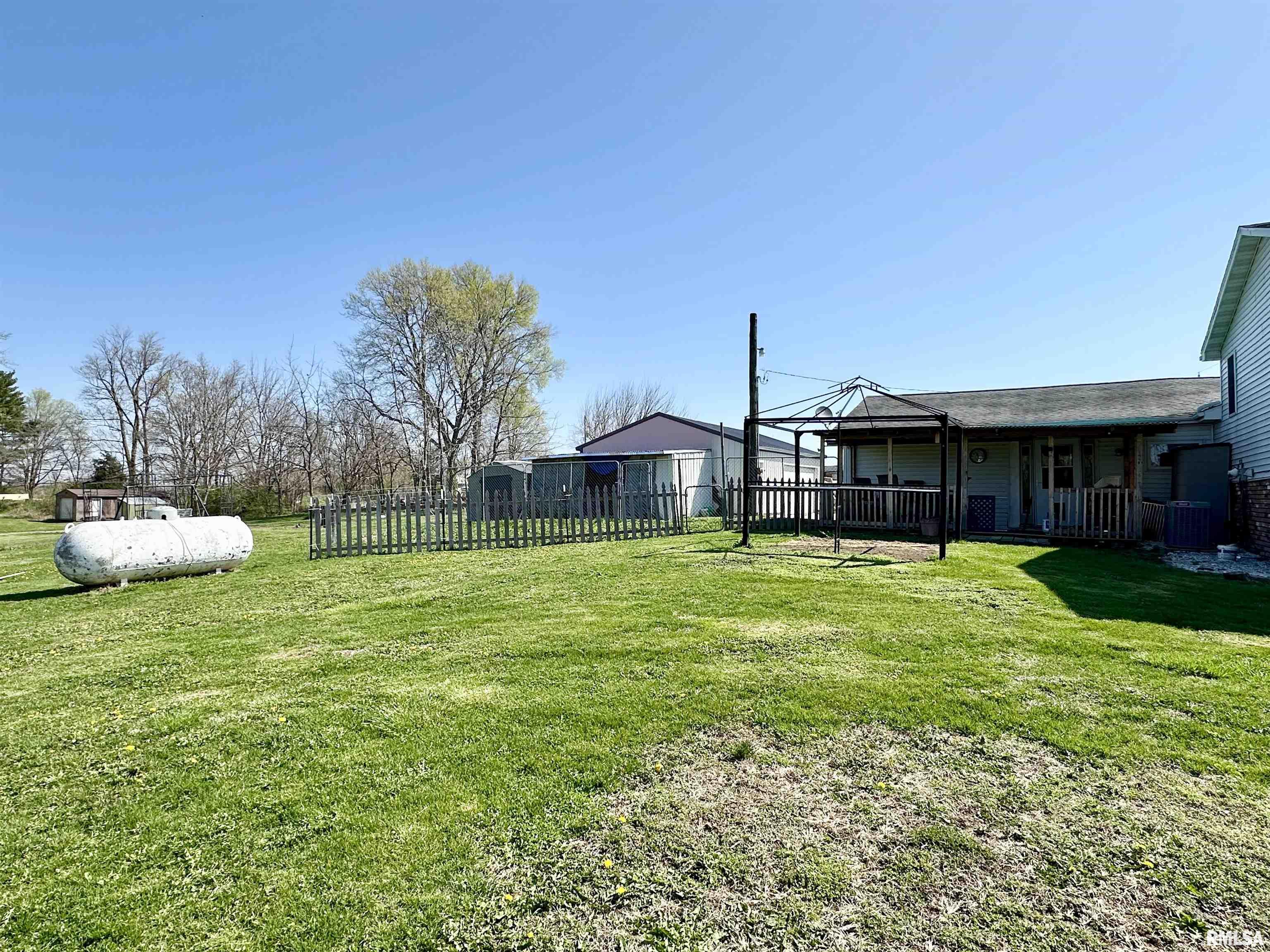 938 Cylinder Head Road Chapin, IL 62628 - Photo 41 of 46