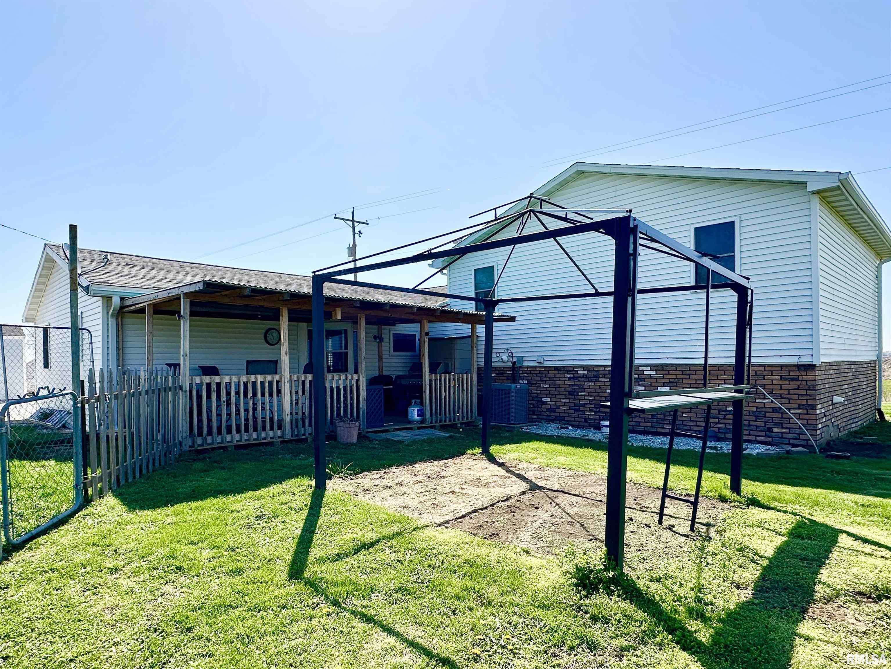 938 Cylinder Head Road Chapin, IL 62628 - Photo 42 of 46