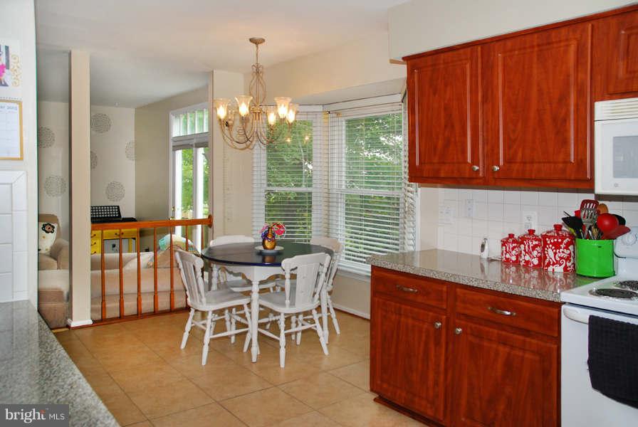 7900 Morning Ride Court Alexandria, VA 22315 - Photo 3 of 23 Kitchen