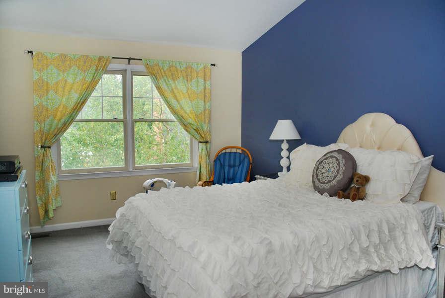 7900 Morning Ride Court Alexandria, VA 22315 - Photo 9 of 23 Bedroom (Master)