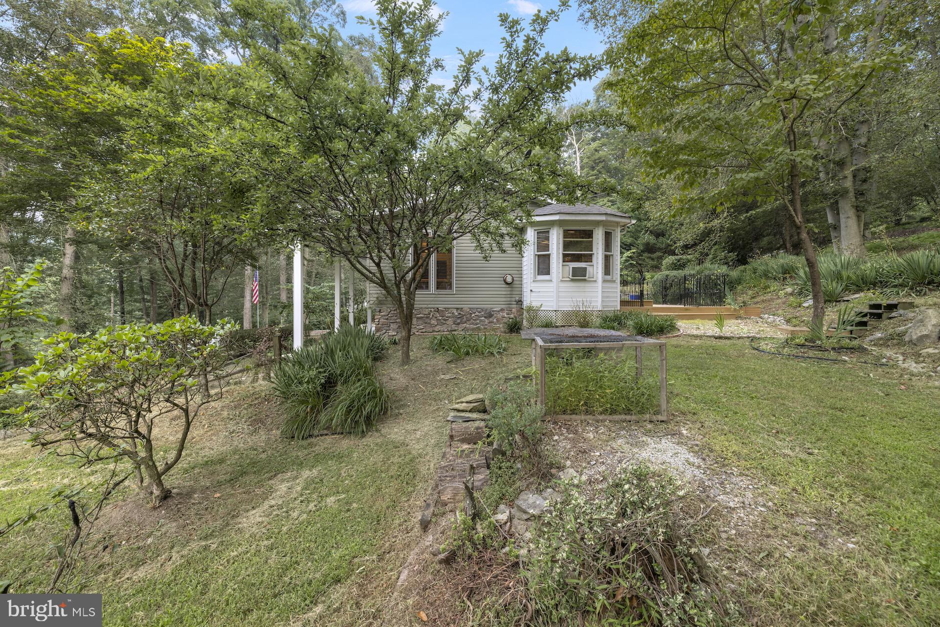 993 Mt Hope Road Fairfield, PA 17320 - Photo 3 of 76