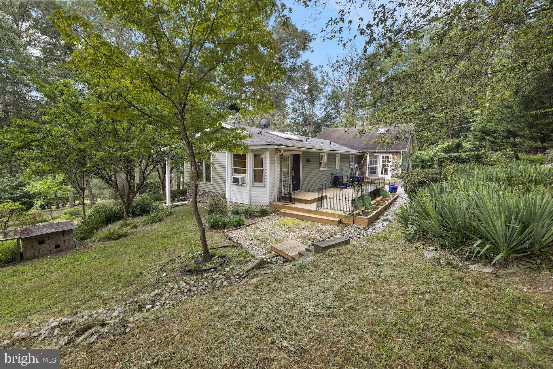 993 Mt Hope Road Fairfield, PA 17320 - Photo 4 of 76