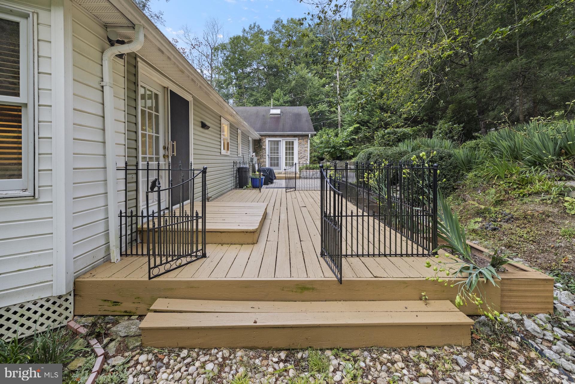 993 Mt Hope Road Fairfield, PA 17320 - Photo 8 of 76