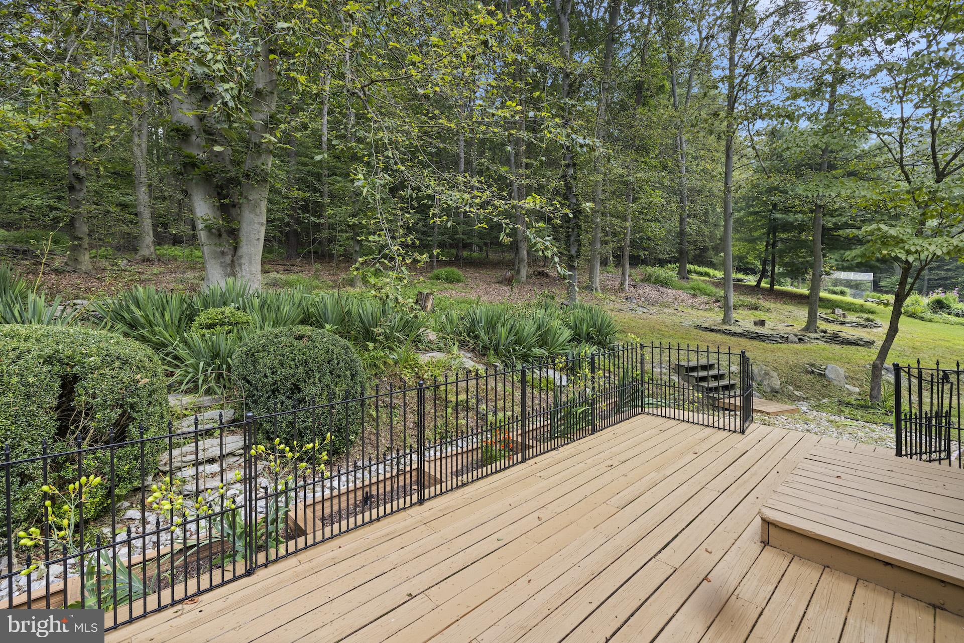 993 Mt Hope Road Fairfield, PA 17320 - Photo 10 of 76