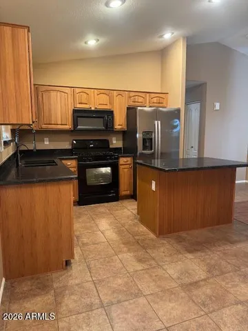 $2,100 | 42815 West Sunland Drive, Maricopa, AZ 85138