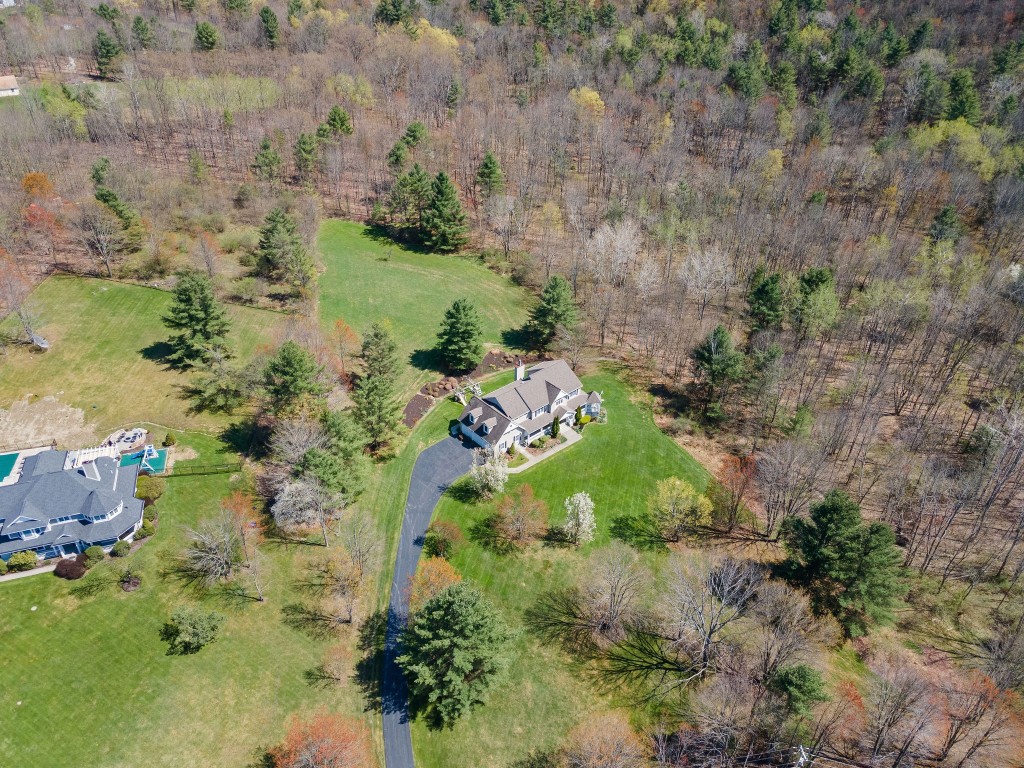 284 Foster Road Vestal, NY 13850 - Photo 5 of 50 Gallery Image 5