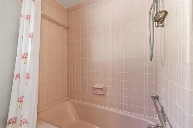 $575,000 | 2340 Armour Drive, Dunedin, FL 34698