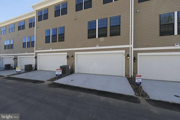 $3,500 | 23 Clementon Road East, Gibbsboro, NJ 08026