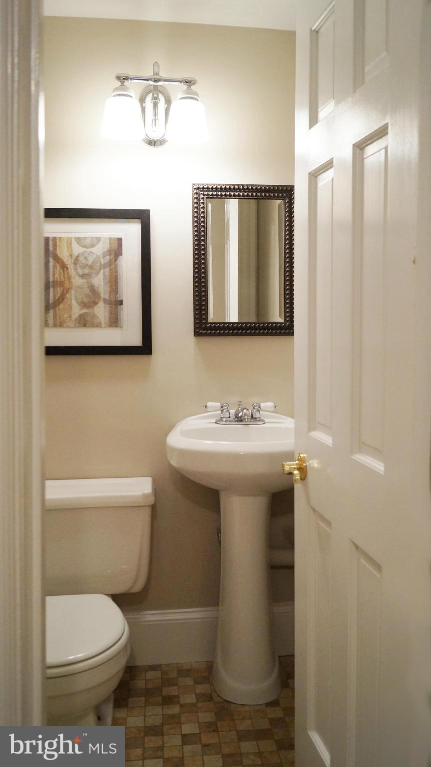 336 8th Street Southeast Washington, DC 20003 - Photo 7 of 25 powder room