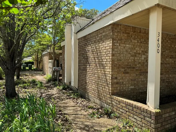 $234,500 | 3400 Ambassador Row, Dalworthington Gardens, TX 76013
