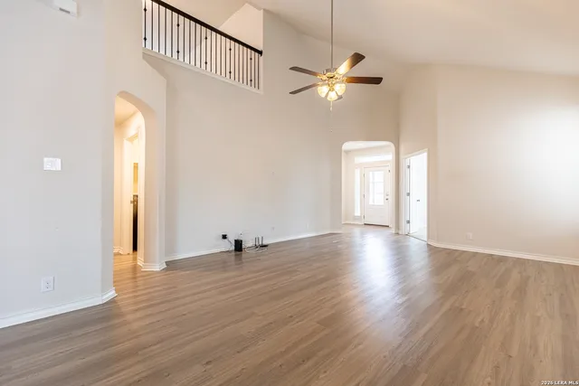 $2,400 | 13726 Newman Stage, San Antonio, TX 78254