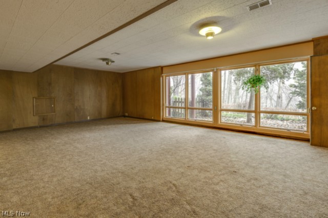 36570 Ridge Road Willoughby, OH 44094 - Photo 3 of 25 Gallery Image 3