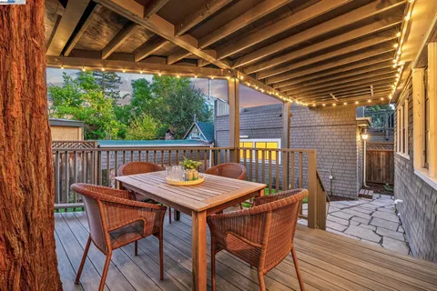 $1,395,000 | 1238 Versailles Avenue, Alameda, CA 94501