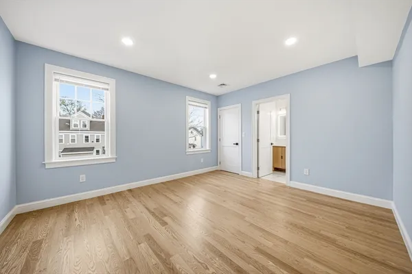 $5,700 | 9 Logan Avenue, Unit 9, Medford, MA 02155