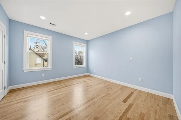 $5,700 | 9 Logan Avenue, Unit 9, Medford, MA 02155