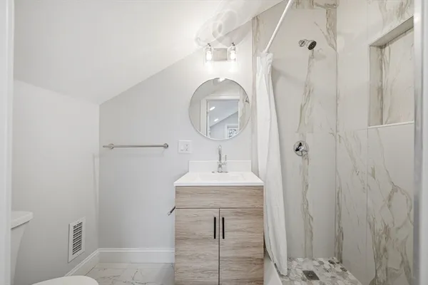 $5,700 | 9 Logan Avenue, Unit 9, Medford, MA 02155