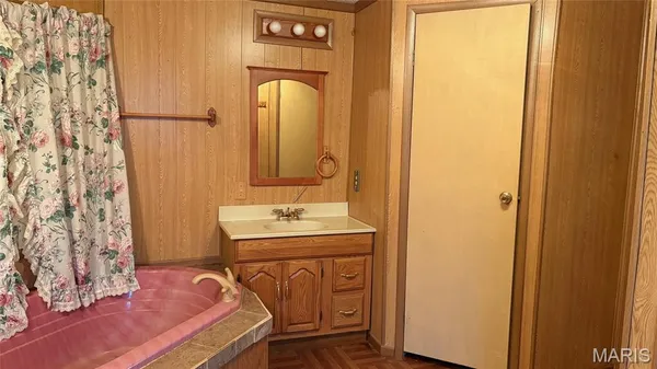 $94,500 | 2954 Cardinals Lane, Chester, IL 62233