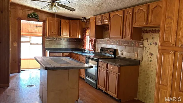 $94,500 | 2954 Cardinals Lane, Chester, IL 62233