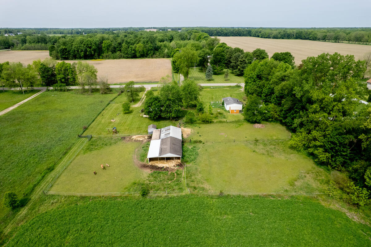 721 Clarendon Road Quincy, MI 49082 - Photo 20 of 22