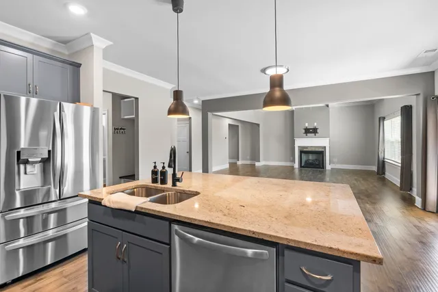 $665,000 | 7574 Catchfly Drive, Ooltewah, TN 37363