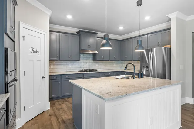 $665,000 | 7574 Catchfly Drive, Ooltewah, TN 37363