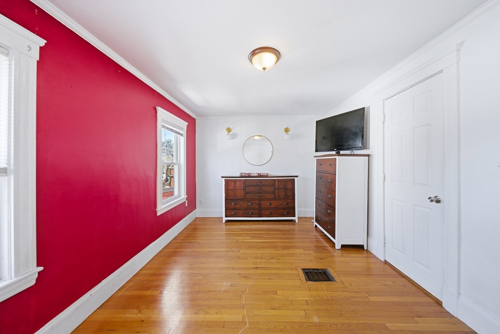 12 Eade Street Lynn, MA 01902 - Photo 15 of 29