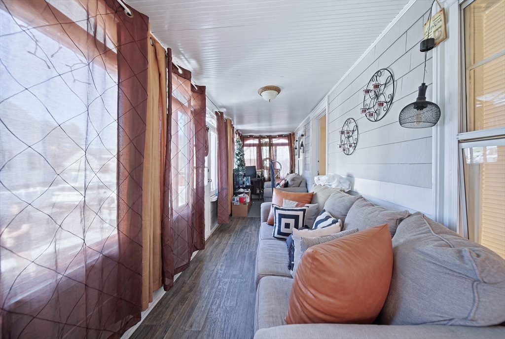 12 Eade Street Lynn, MA 01902 - Photo 20 of 29