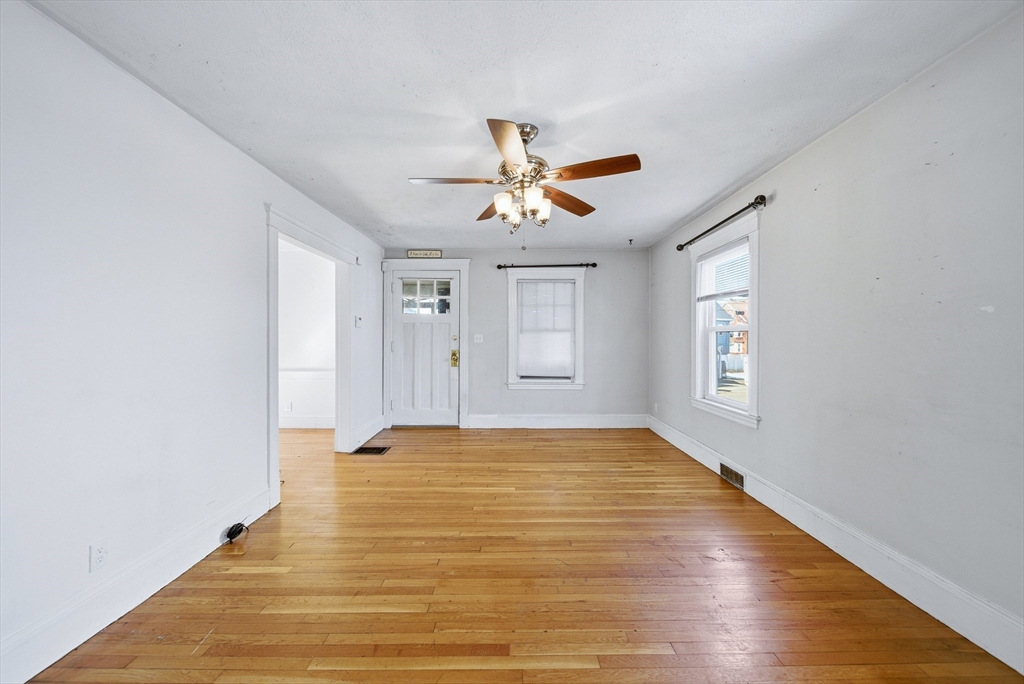 12 Eade Street Lynn, MA 01902 - Photo 7 of 29