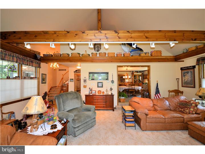 1008 North Ridge Road Perkasie, PA 18944 - Photo 10 of 25 Great Room