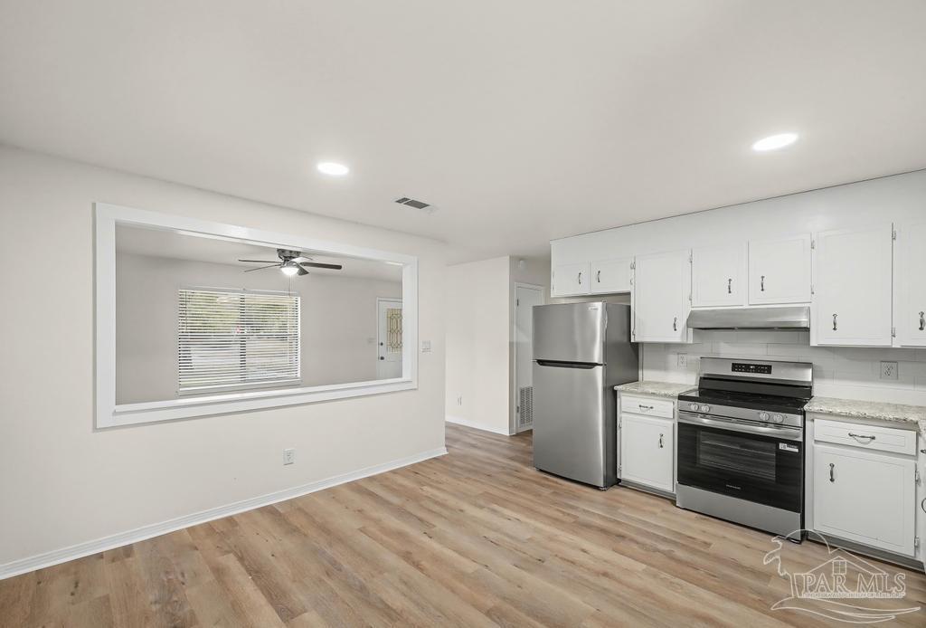 4373 Cecelia Court Pace, FL 32571 - Photo 16 of 44