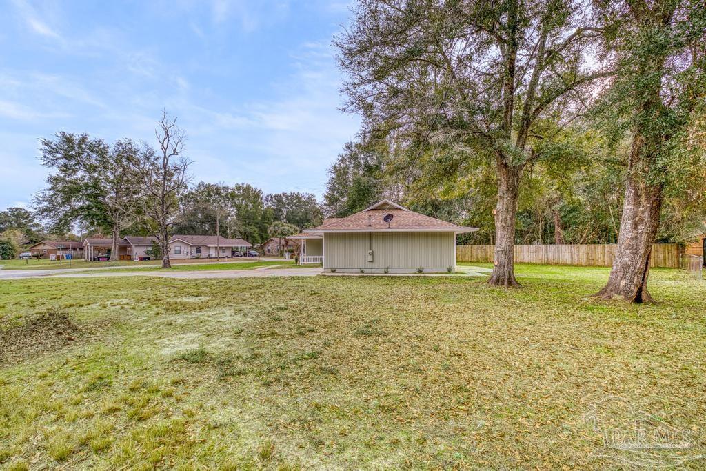 4373 Cecelia Court Pace, FL 32571 - Photo 43 of 44