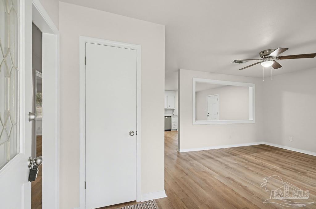 4373 Cecelia Court Pace, FL 32571 - Photo 9 of 44