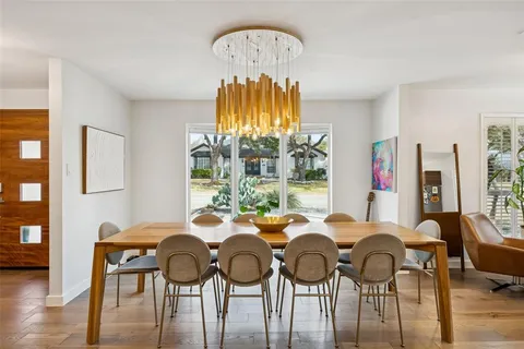 $1,099,000 | 9522 Robin Meadow Drive, Dallas, TX 75243