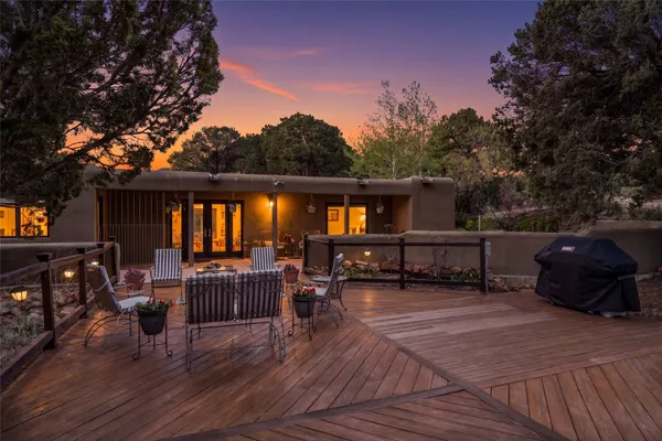 $875,000 | 7 Cibola Circle, Santa Fe, NM 87505