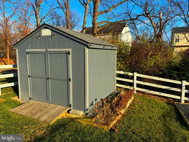 $899,900 | 14717 Exbury Lane, Laurel, MD 20707