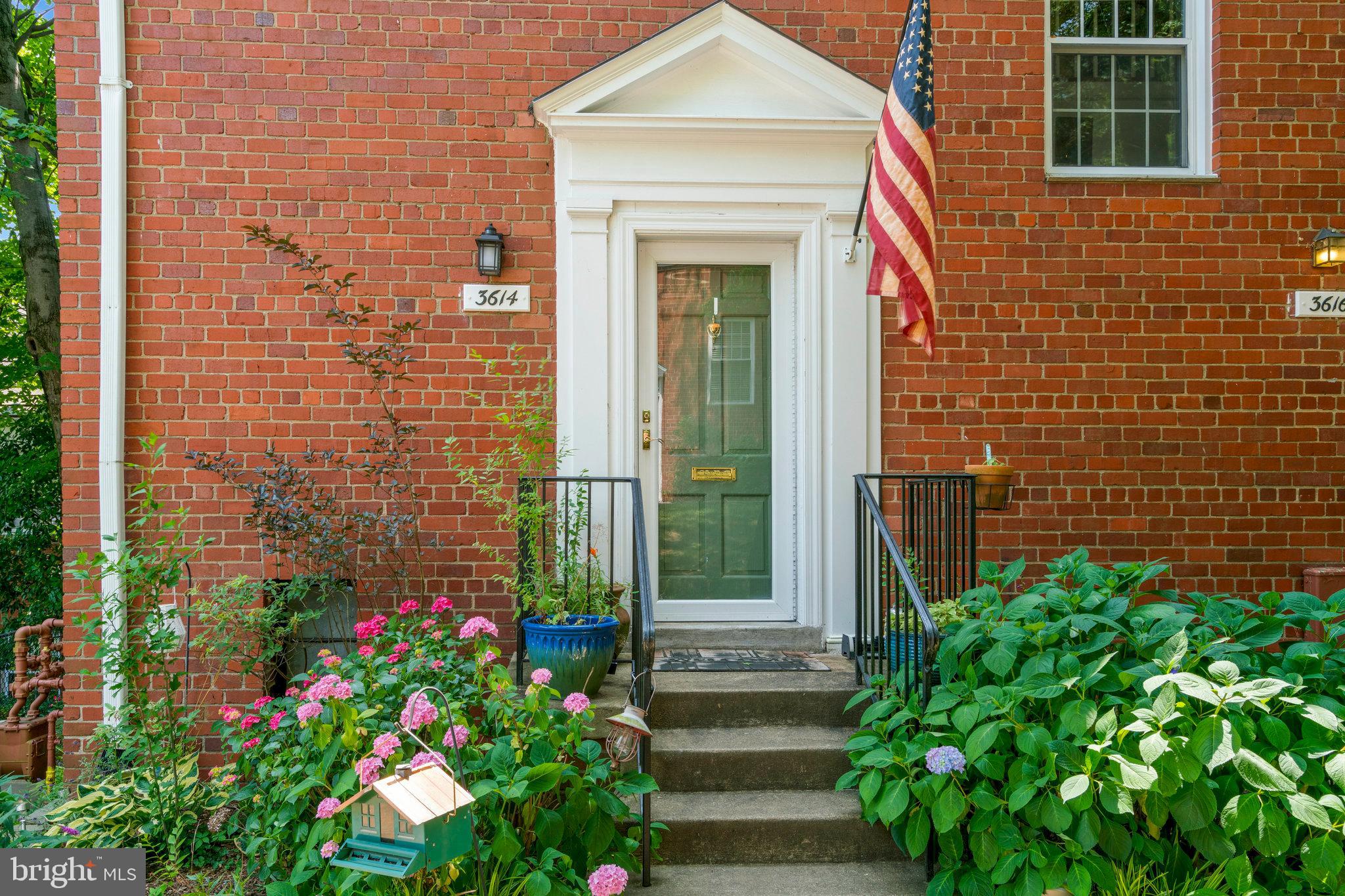 3614 Gunston Road Alexandria, VA 22302 - Photo 1 of 28